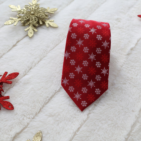 Red Snowflakes Holiday Slim Tie for Men